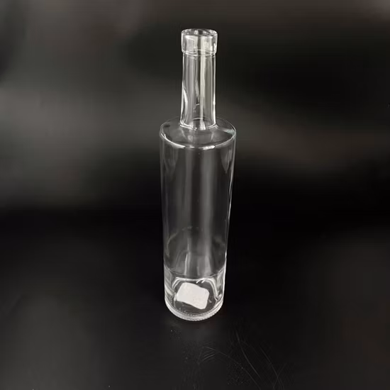 사용자 정의 500ml 700ml 750ml 유리 병 투명 빈 유리 병 보드카 위스키 브랜디 유리 병 데킬라 진 주류 영혼 유리 병